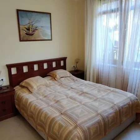 Santa Marina Private