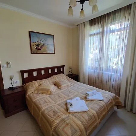 Santa Marina Private Apartmán Sozopol